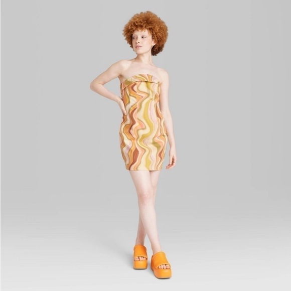 Women's Twill Tube Bodycon Dress - Wild
Fable Neutral Wave - Picture 2 of 8